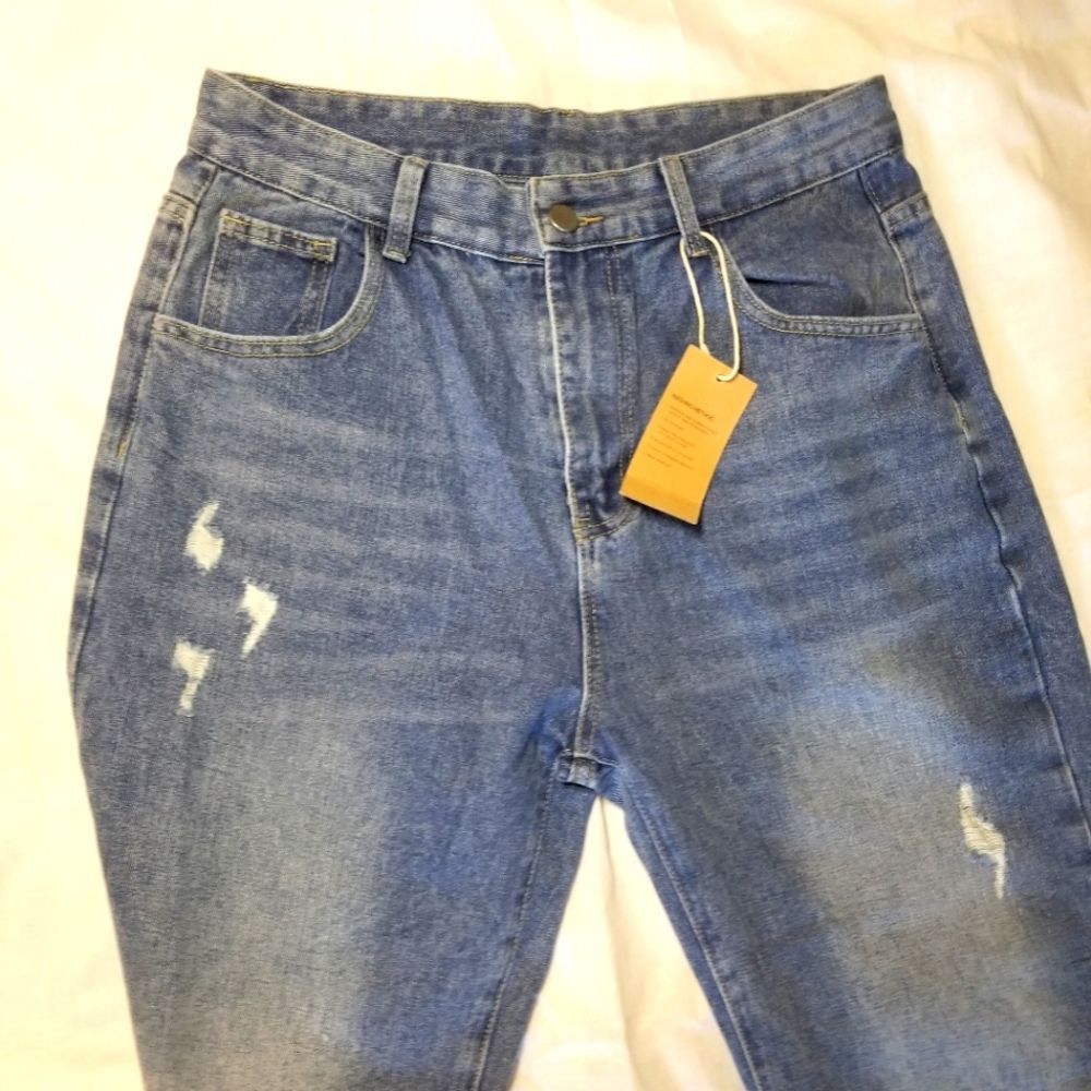 GENLECK HIGH WAISTED JEANS NWT LARGE. 31 waist